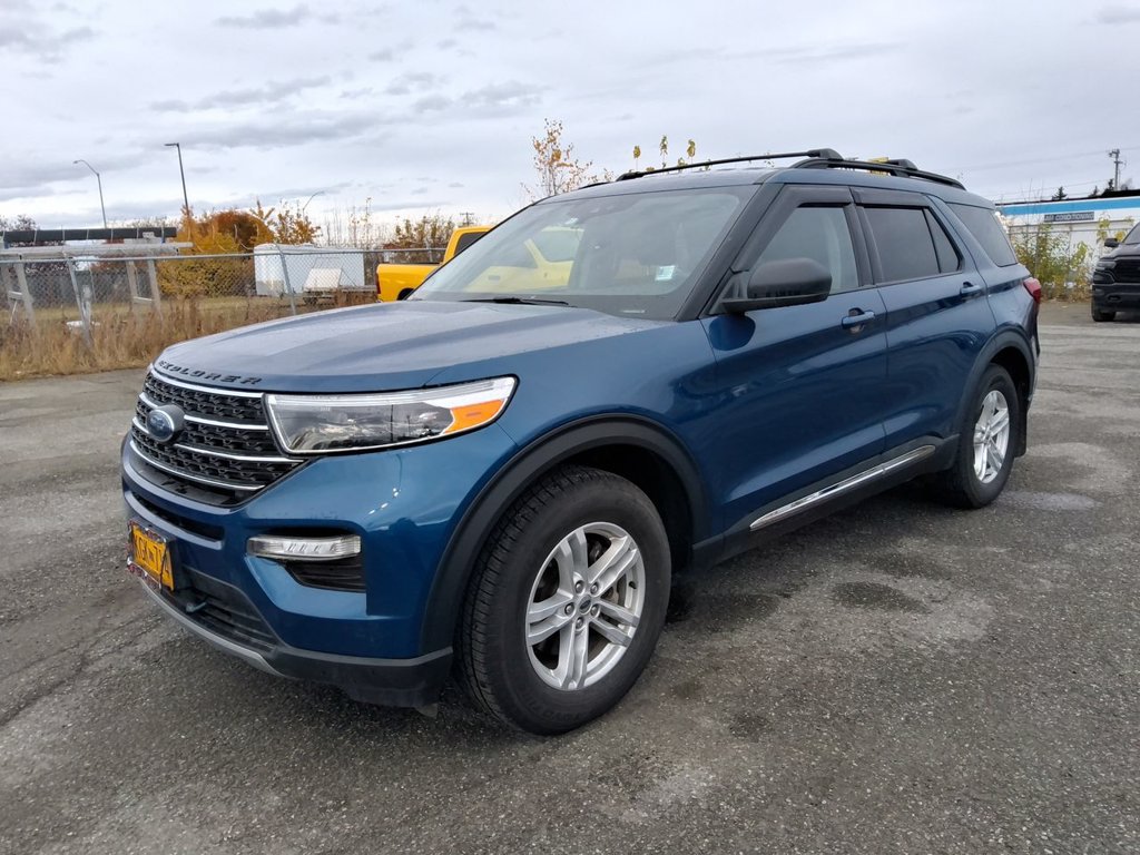 Used 2021 Ford Explorer XLT w/ Equipment Group 202A AWD/4WD image 4