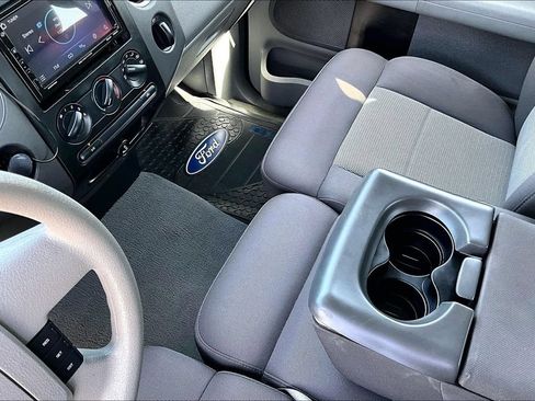 Used 2006 Ford F150 XLT RWD image 11