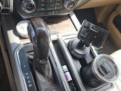 Used 2020 Ford F150 Lariat w/ Equipment Group 502A Luxury AWD/4WD image 9