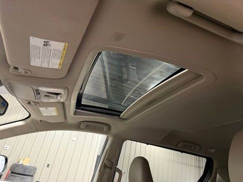 Used 2020 Toyota Sienna XLE FWD image 49