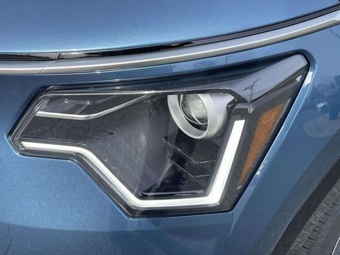 New 2026 Kia Niro SX image 14