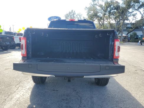 Used 2022 Ford F150 Lariat image 10