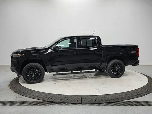 Used 2025 Chevrolet Colorado Z71 w/ Technology Package image 4