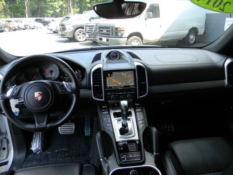 Used 2014 Porsche Cayenne S AWD/4WD image 19