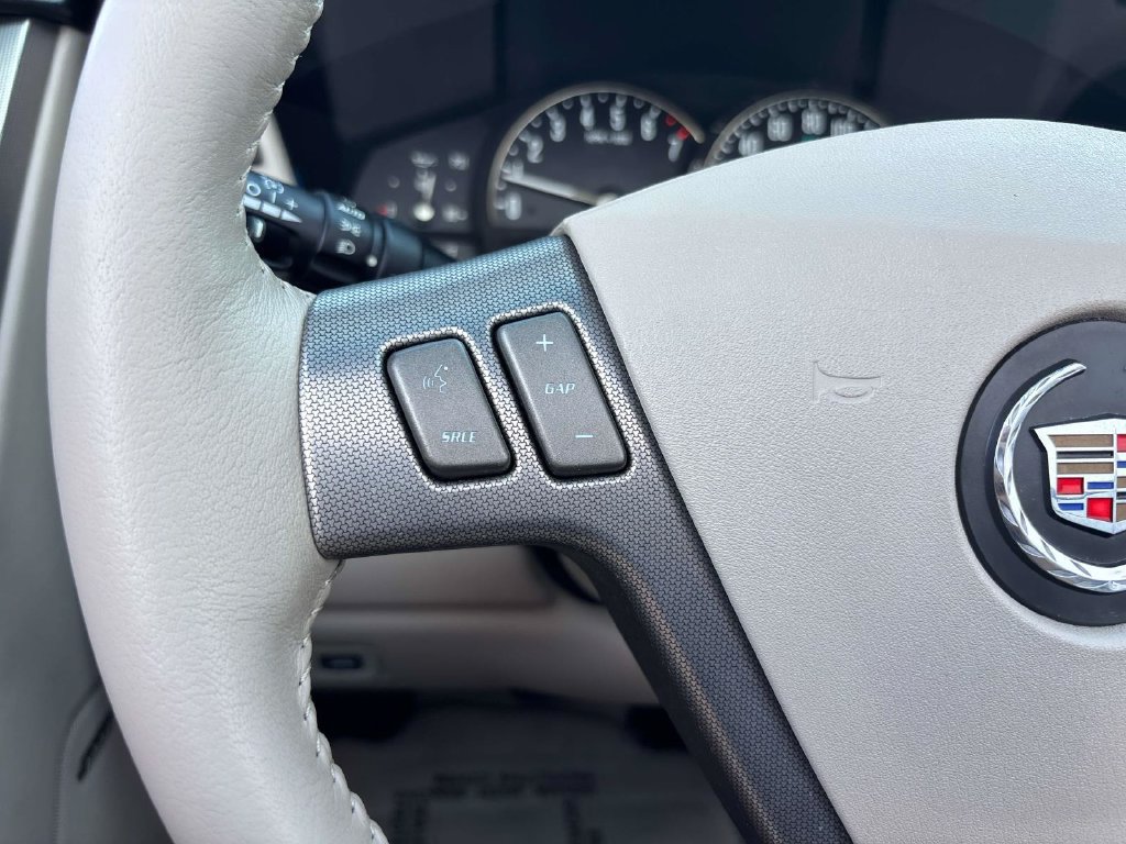 Used 2006 Cadillac XLR RWD image 23