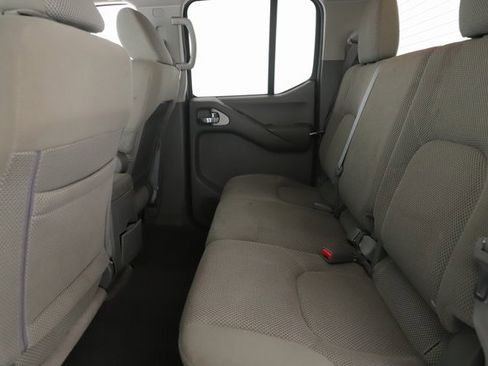 Used 2013 Nissan Frontier SV w/ SV Value Truck Pkg image 23