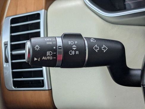 Used 2021 Land Rover Range Rover P525 Westminster Edition image 10