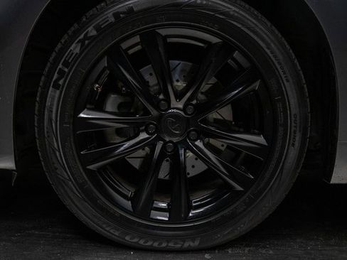 Used 2016 INFINITI Q70 3.7 w/ Deluxe Touring Package image 8