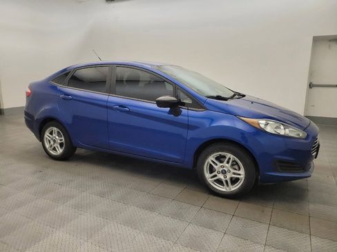 Used 2019 Ford Fiesta SE FWD image 11