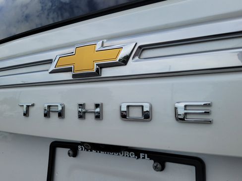 Used 2024 Chevrolet Tahoe High Country RWD image 9
