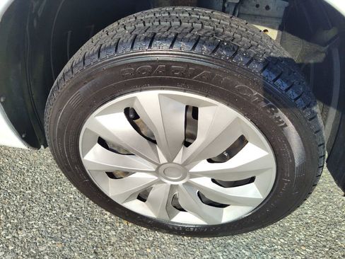 Used 2018 Nissan NV200 SV w/ Navigation Package image 25