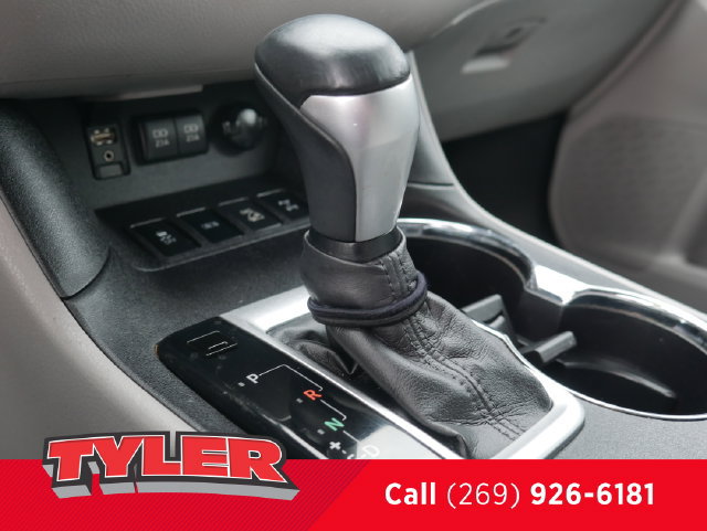 Used 2017 Toyota Highlander XLE AWD/4WD image 35