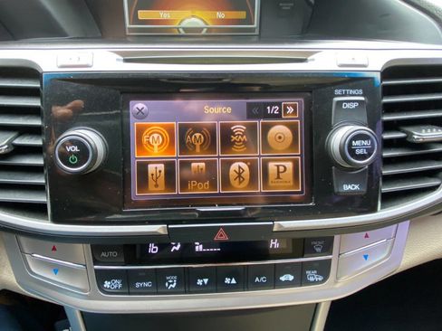 Used 2014 Honda Accord EX-L image 33