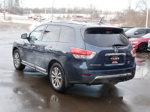 Used 2015 Nissan Pathfinder SL w/ SL Premium Package image 5