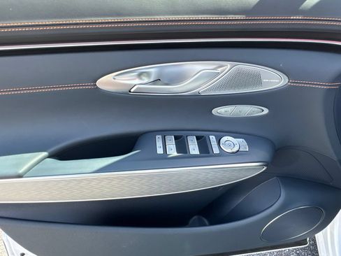 New 2026 Genesis GV70 2.5T Sport Prestige AWD/4WD image 19