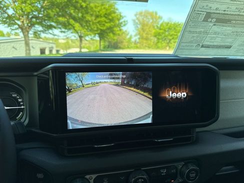 New 2025 Jeep Wrangler Unlimited Sport S 4xe w/ LED Headlamp & Fog Lamp Group AWD/4WD image 31