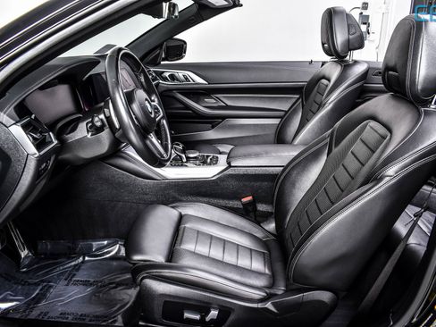 Used 2023 BMW M440i Convertible w/ Premium Package image 18