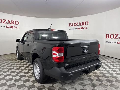 New 2025 Ford Maverick XL image 5