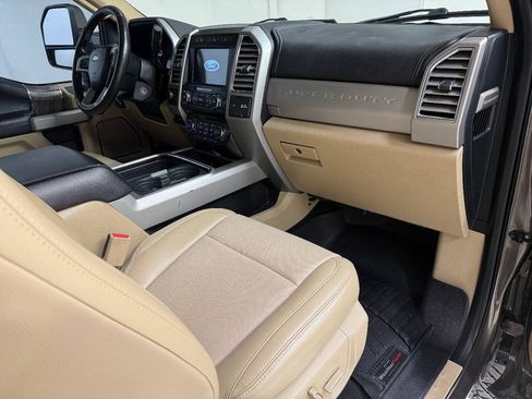 Used 2017 Ford F350 Lariat AWD/4WD image 30