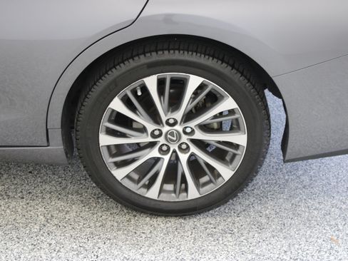 Used 2020 Lexus ES 350 w/ Premium Package FWD image 10