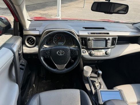 Used 2013 Toyota RAV4 Limited FWD image 6