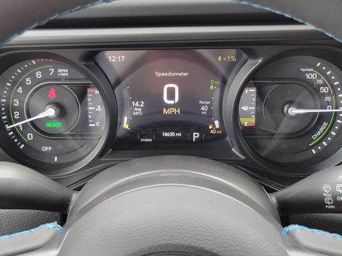Used 2025 Jeep Wrangler Unlimited Rubicon 4xe w/ Convenience Group AWD/4WD image 12
