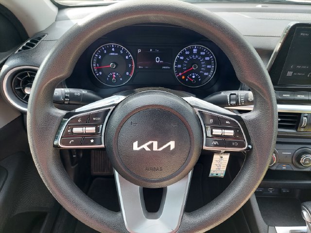 Used 2023 Kia Forte LXS w/ LXS Technology Package FWD image 20