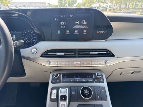 Used 2020 Hyundai Palisade SEL w/ Convenience Package FWD image 18