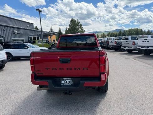 Used 2024 Toyota Tacoma TRD Sport w/ TRD Sport Premium Package AWD/4WD image 12