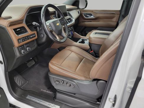 Used 2022 Chevrolet Suburban High Country AWD/4WD image 10
