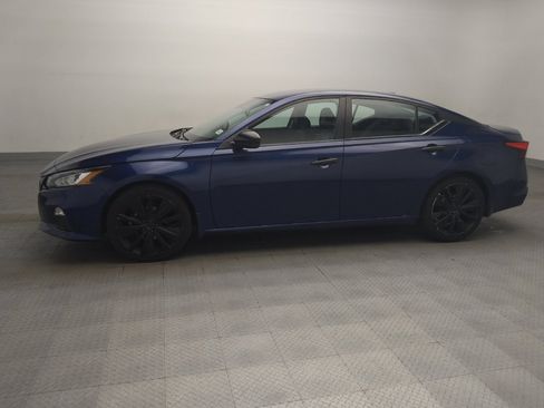 Used 2020 Nissan Altima 2.5 SR FWD image 2