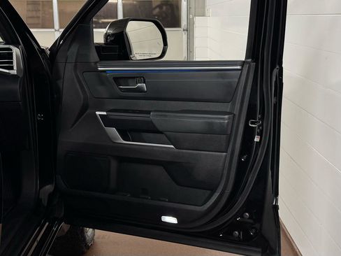 Used 2023 Toyota Tundra Platinum image 45