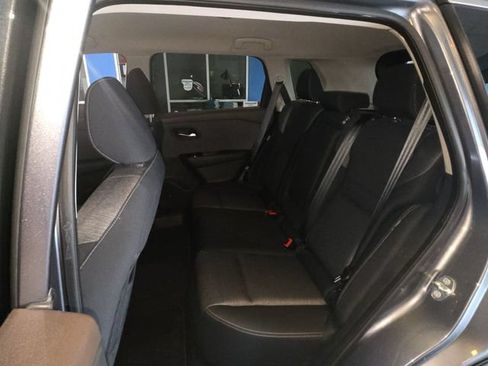 Used 2021 Nissan Rogue SV FWD image 21