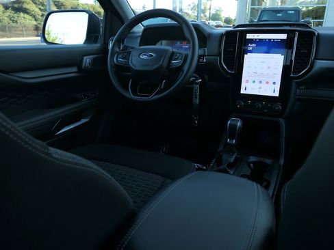 Used 2025 Ford Ranger XLT w/ FX4 Off-Road Package image 27