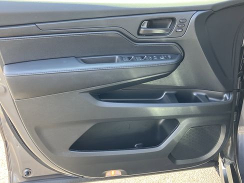 Used 2025 Honda Odyssey EX-L image 14