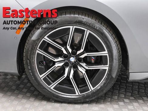 Used 2023 BMW 740i w/ Executive Package RWD image 38
