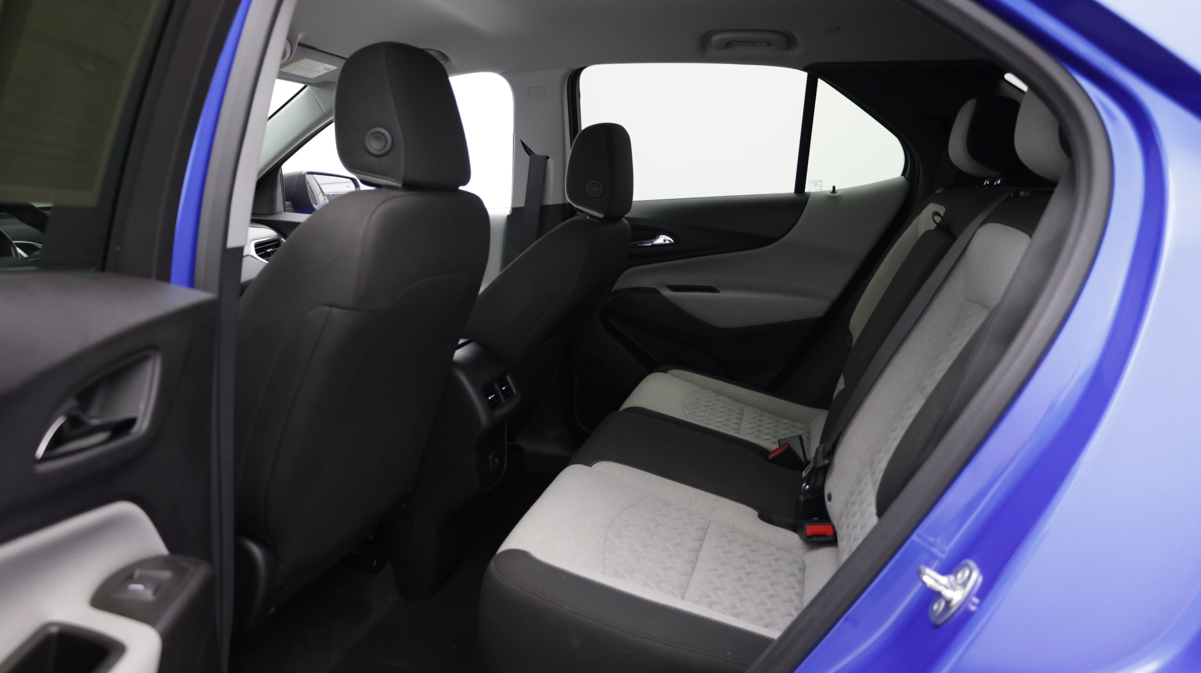 Used 2024 Chevrolet Equinox LS FWD image 28