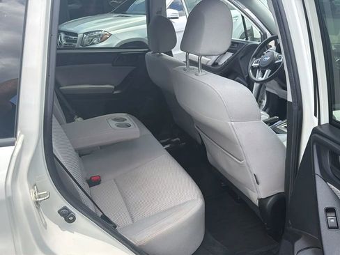 Used 2017 Subaru Forester 2.5i Premium AWD/4WD image 13