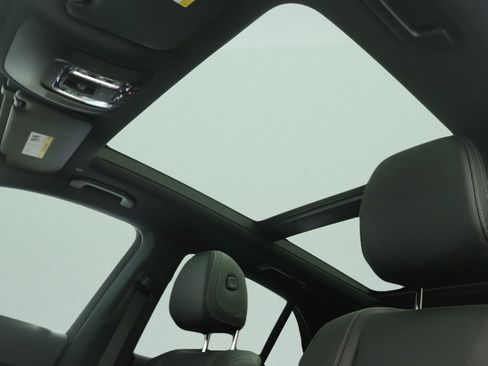 New 2026 Mercedes-Benz GLE 350 4MATIC image 9