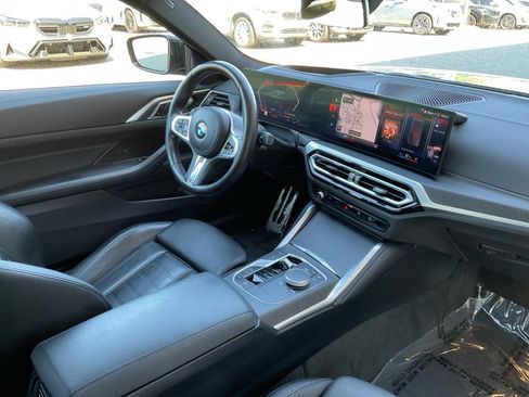 Used 2024 BMW M440i Coupe w/ Premium Package RWD image 32