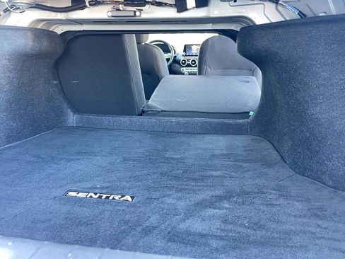 Used 2022 Nissan Sentra SV image 19