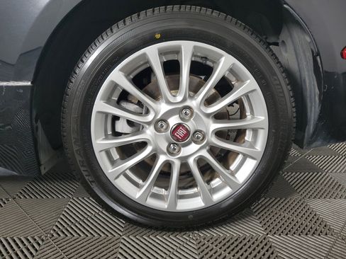 Used 2017 FIAT 124 Spider Classica image 30