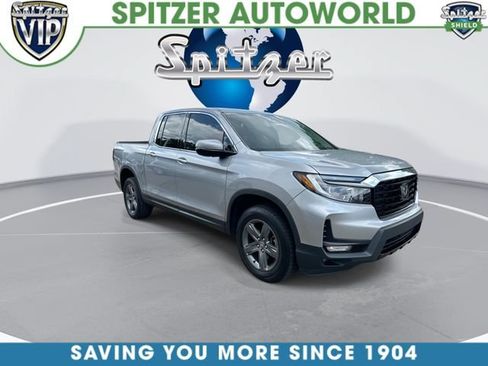 Used 2023 Honda Ridgeline RTL-E image 3