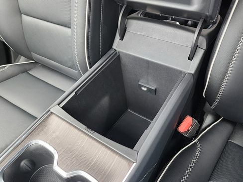 New 2026 GMC Acadia Denali image 37