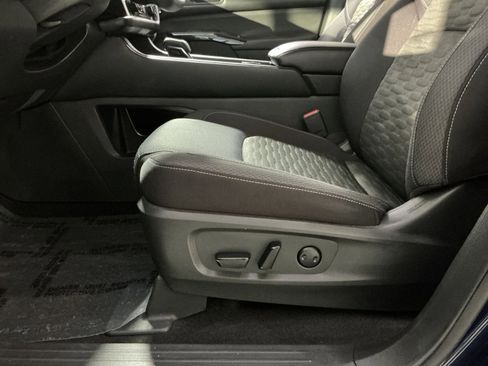 Used 2023 Nissan Pathfinder SV w/ Cargo Package image 22