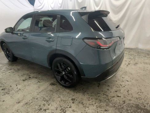 Used 2024 Honda HR-V Sport image 10