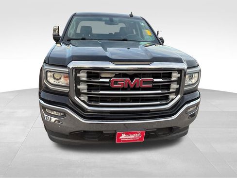 Used 2017 GMC Sierra 1500 SLT w/ SLT Premium Package image 9