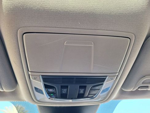 Used 2023 Acura MDX SH-AWD w/ Advance Package image 20