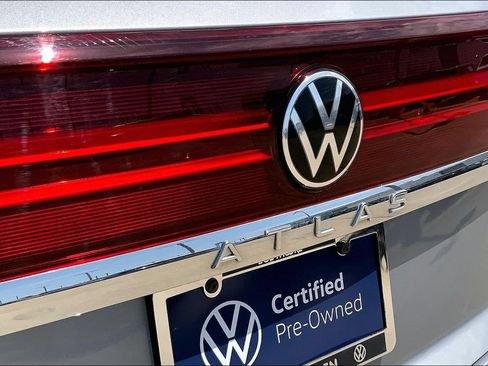 Certified 2026 Volkswagen Atlas Cross Sport SE AWD/4WD image 8