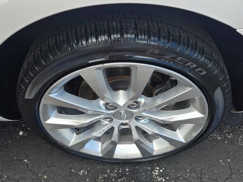 Used 2017 Cadillac XTS Luxury image 24